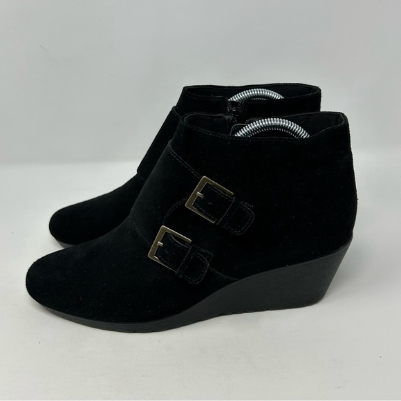 Munro American Drew Monk 2 Strap Black Suede Wedge Ankle Boots Size 11 - Picture 6 of 14